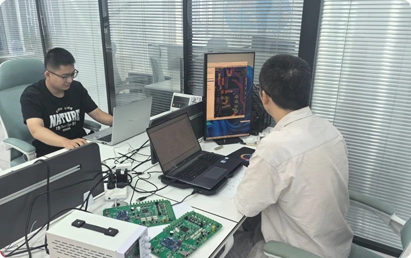 Equipo de Dise&ntilde;o e Investigaci&oacute;n e Desarrollo de Circuitos de PCB